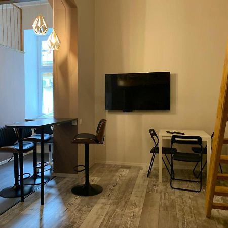 Art-Club Apartment With Air Condition บูดาเปสต์ ภายนอก รูปภาพ