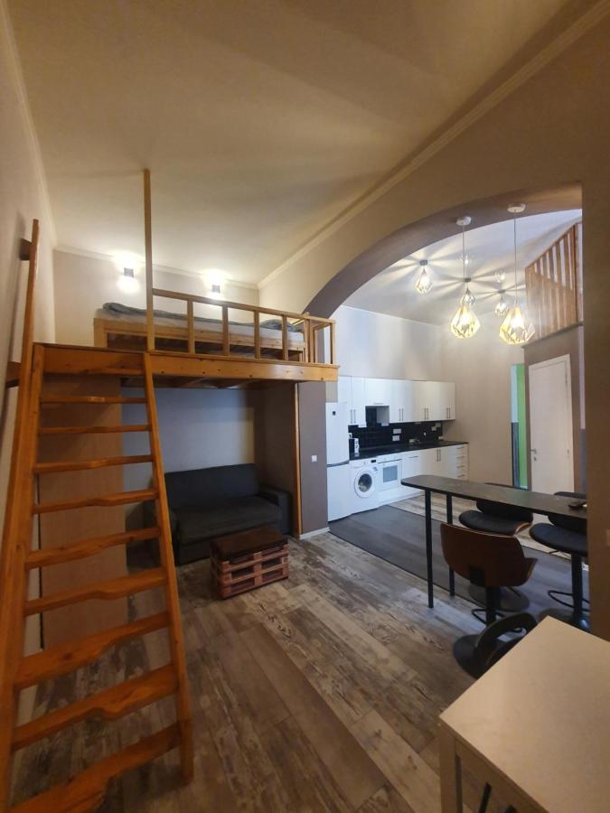 Art-Club Apartment With Air Condition บูดาเปสต์ ภายนอก รูปภาพ