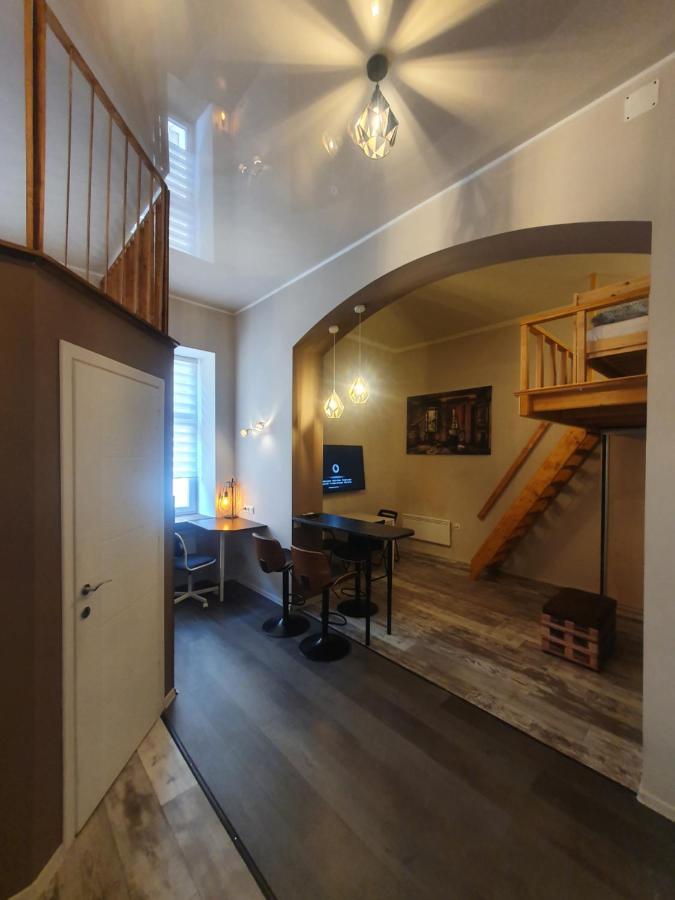 Art-Club Apartment With Air Condition บูดาเปสต์ ภายนอก รูปภาพ