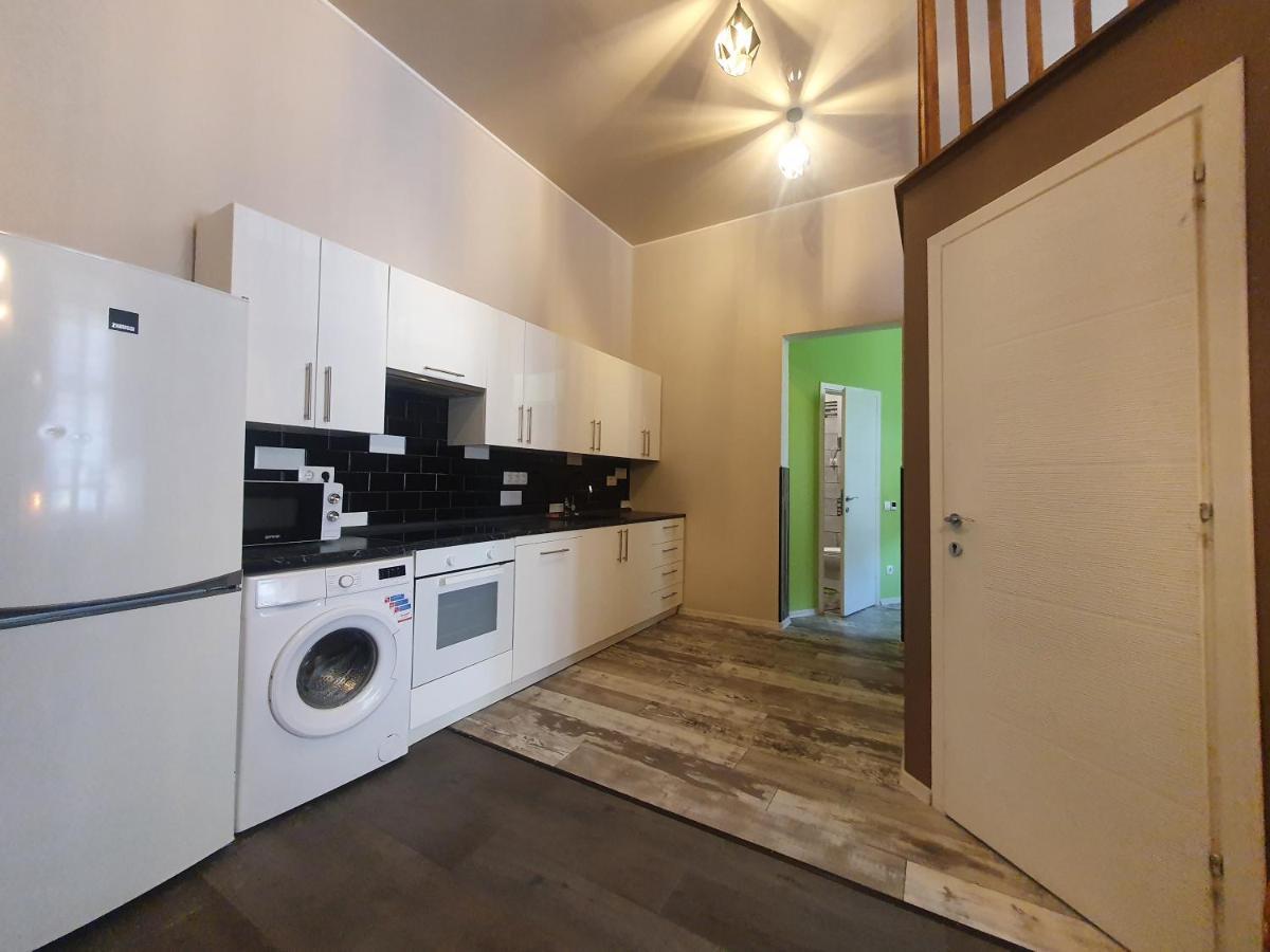 Art-Club Apartment With Air Condition บูดาเปสต์ ภายนอก รูปภาพ